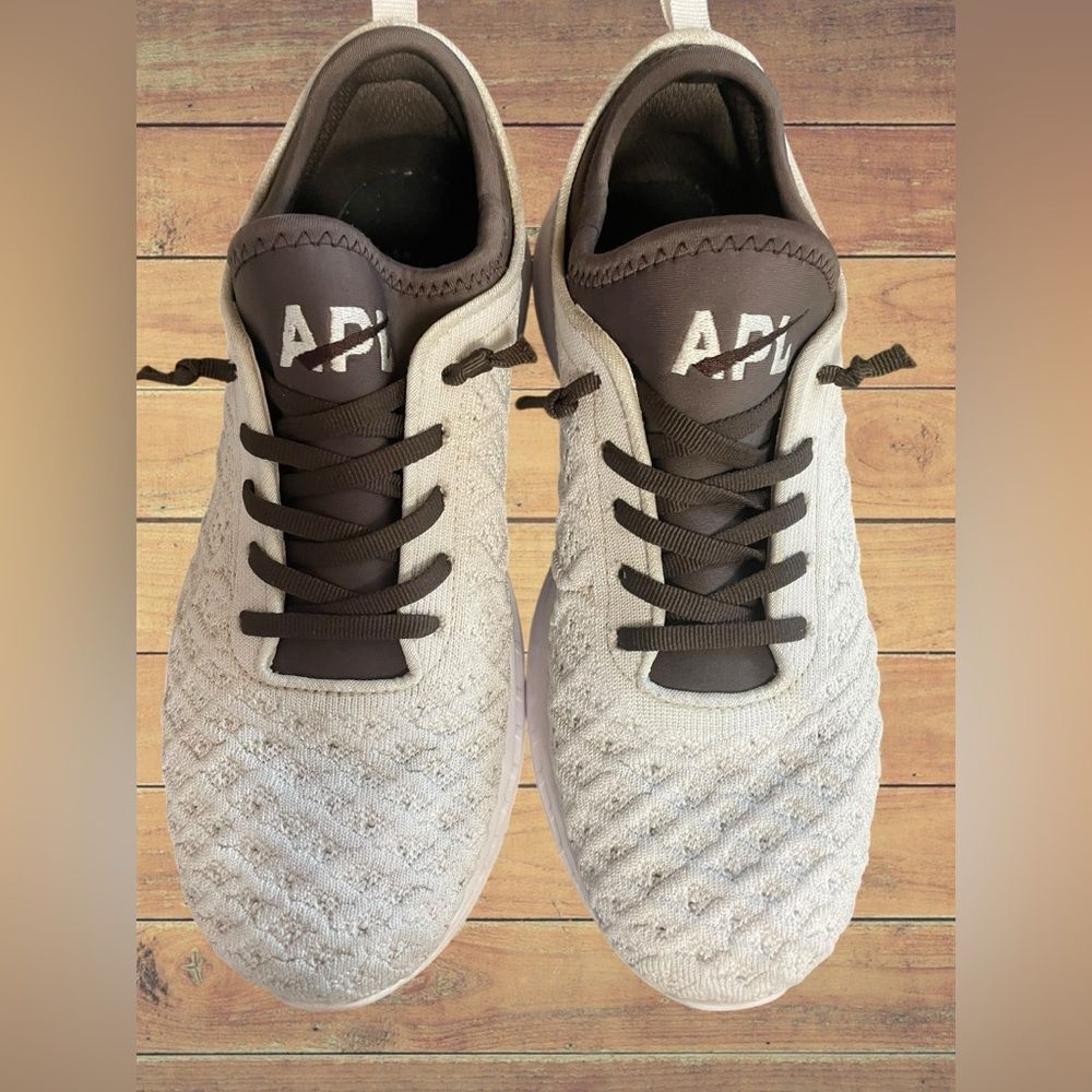 APL TechLoom Phantom women's sneakers, size 8.5 US.